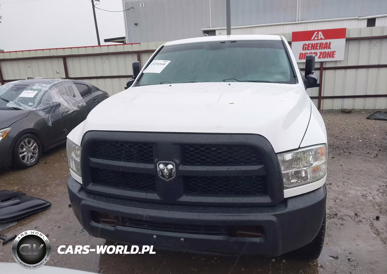 2017 Ram 2500 Tradesman 4X2 6'4 Box VIN:3C6UR4CJ6HG715656 - 13