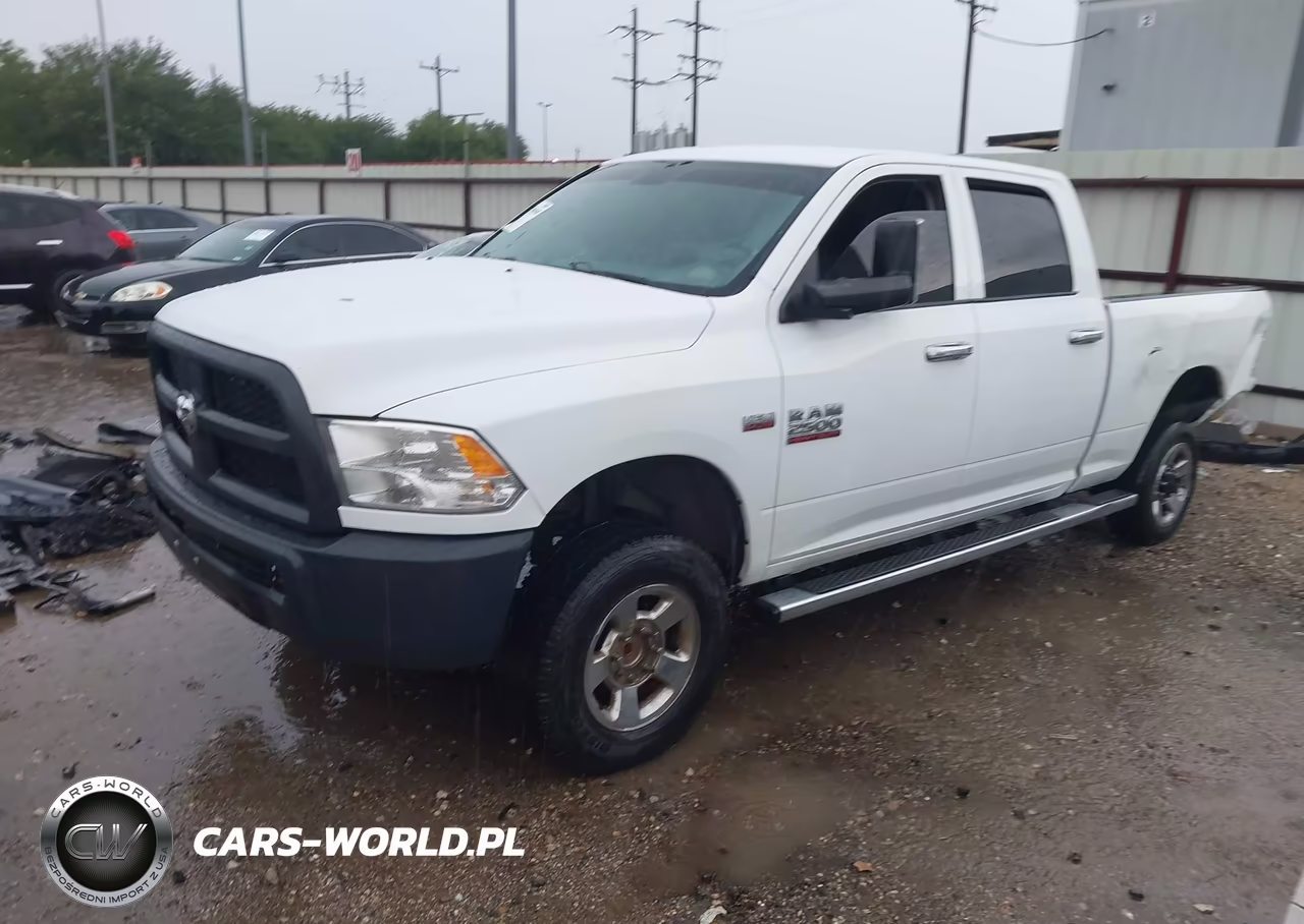 2017 Ram 2500 Tradesman 4X2 6'4 Box VIN:3C6UR4CJ6HG715656 - 2