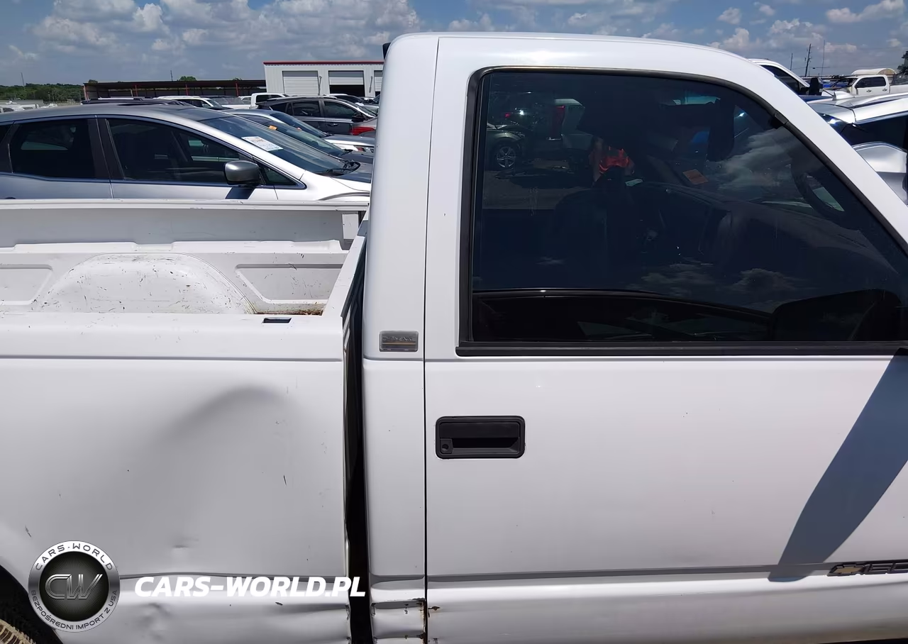1997 Chevrolet C1500 Fleetside VIN:1GCEC14W8VZ146084 - 13