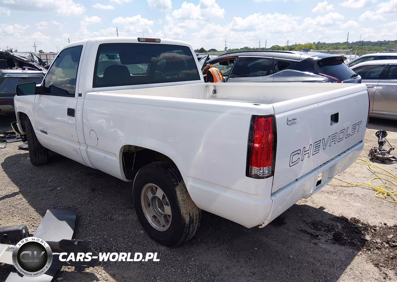 1997 Chevrolet C1500 Fleetside VIN:1GCEC14W8VZ146084 - 3