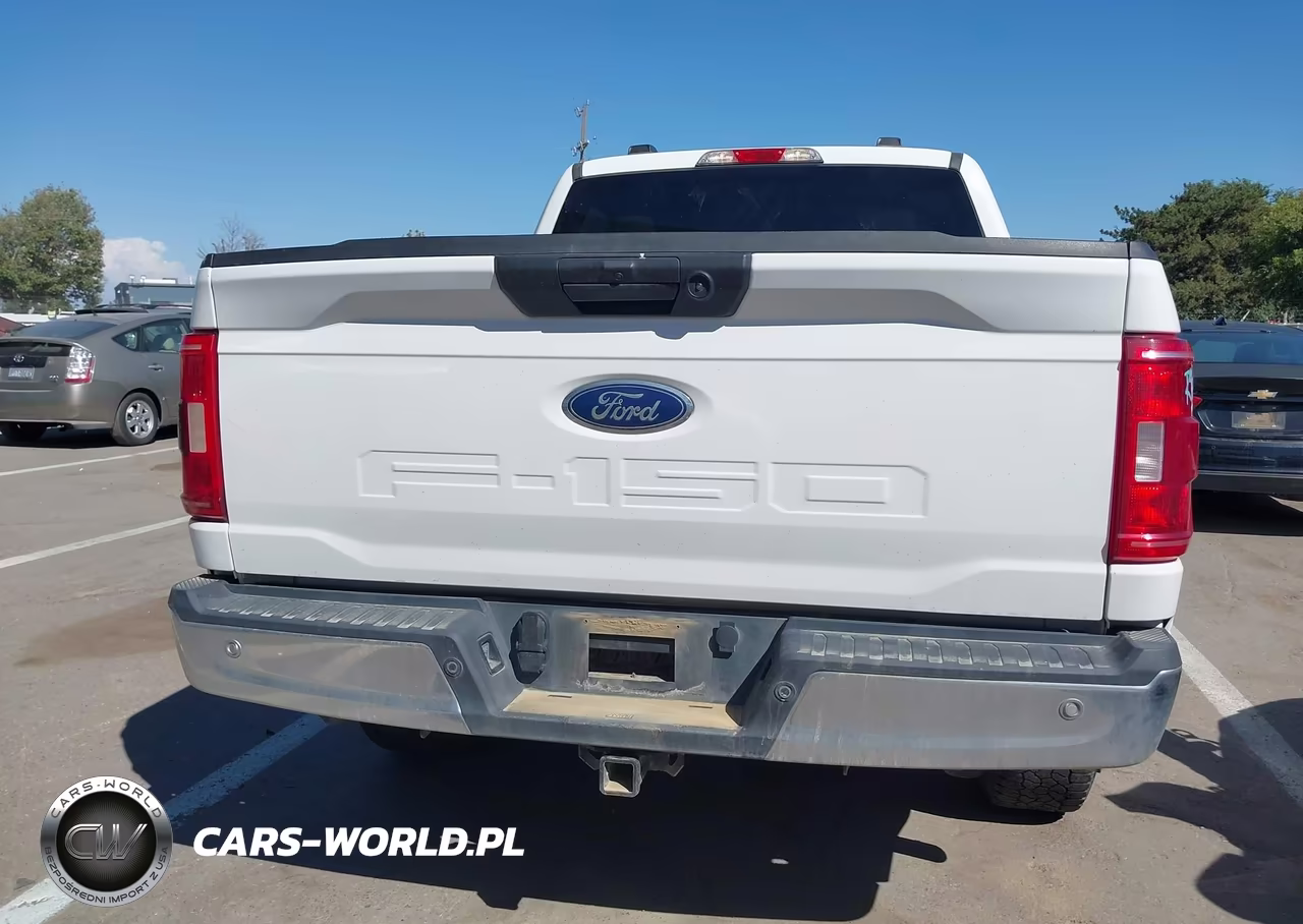 2023 Ford F-150 Xlt VIN:1FTFW1E56PKD01065 - 17