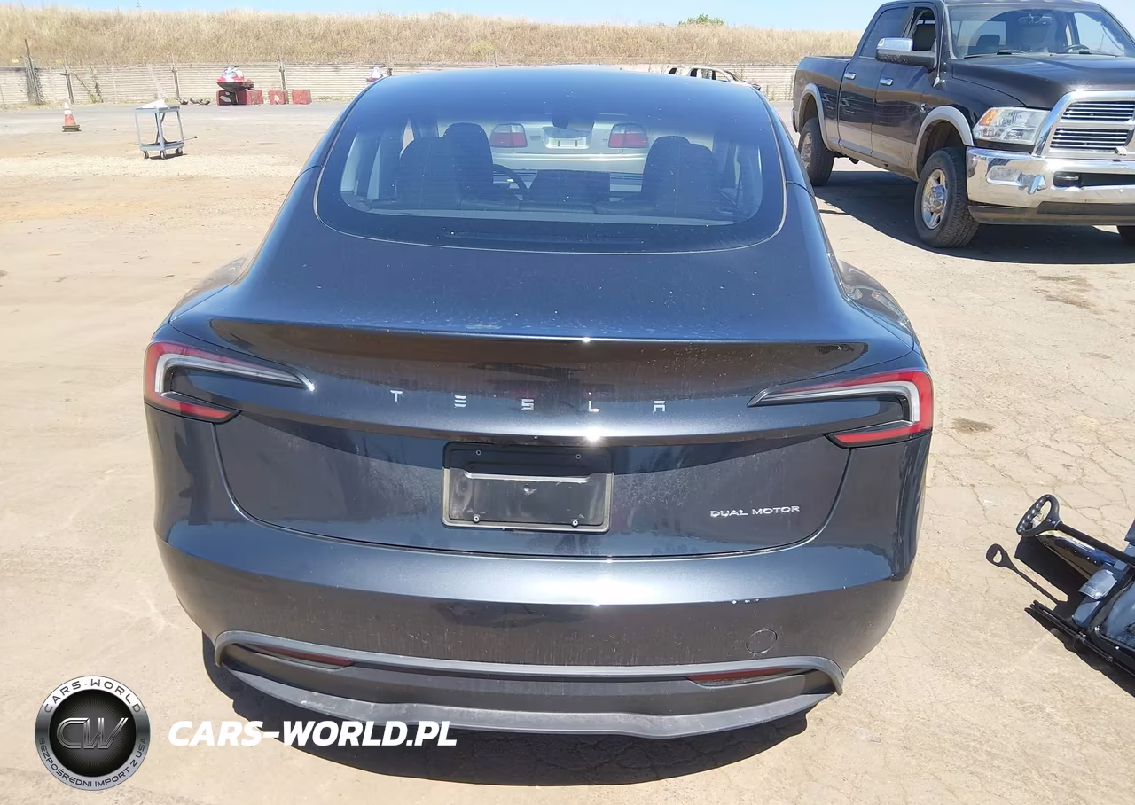 2024 Tesla Model 3 Long Range Dual Motor All-Wheel Drive VIN:5YJ3E1EB0RF753928 - 19