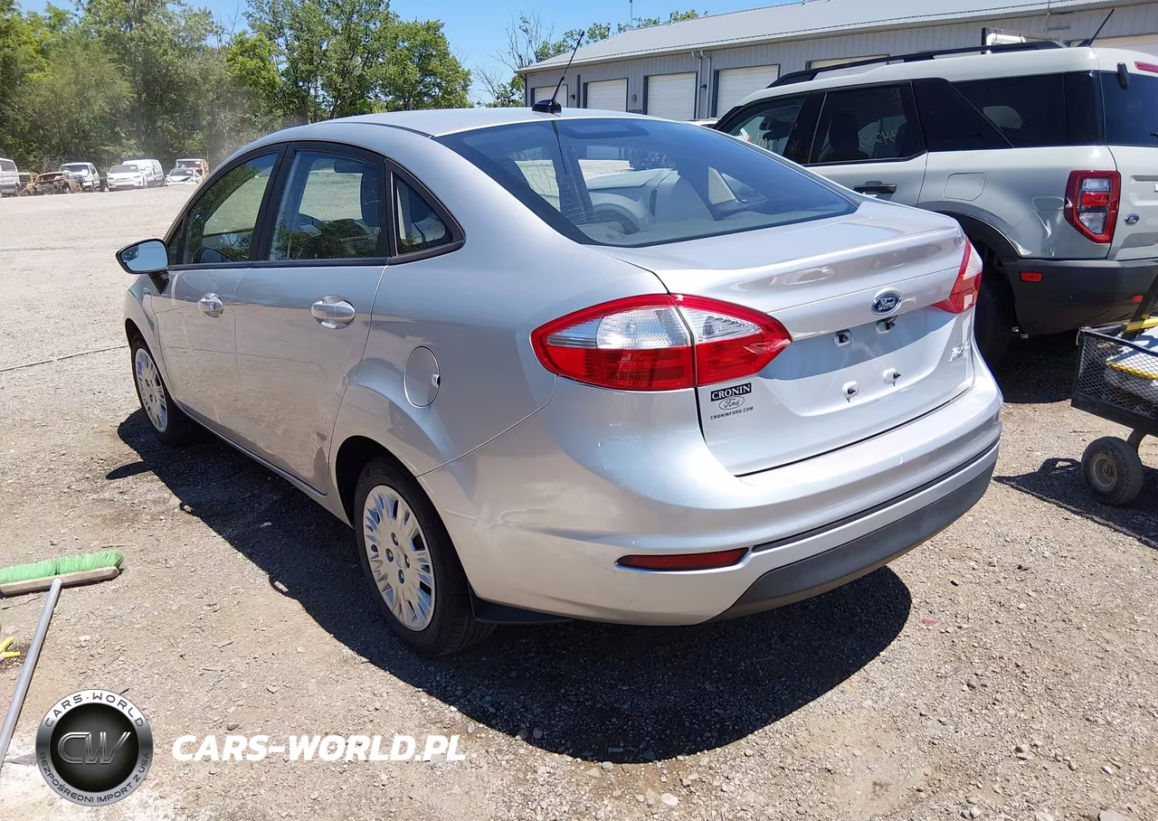 2019 Ford Fiesta S VIN:3FADP4AJ0KM110516 - 3