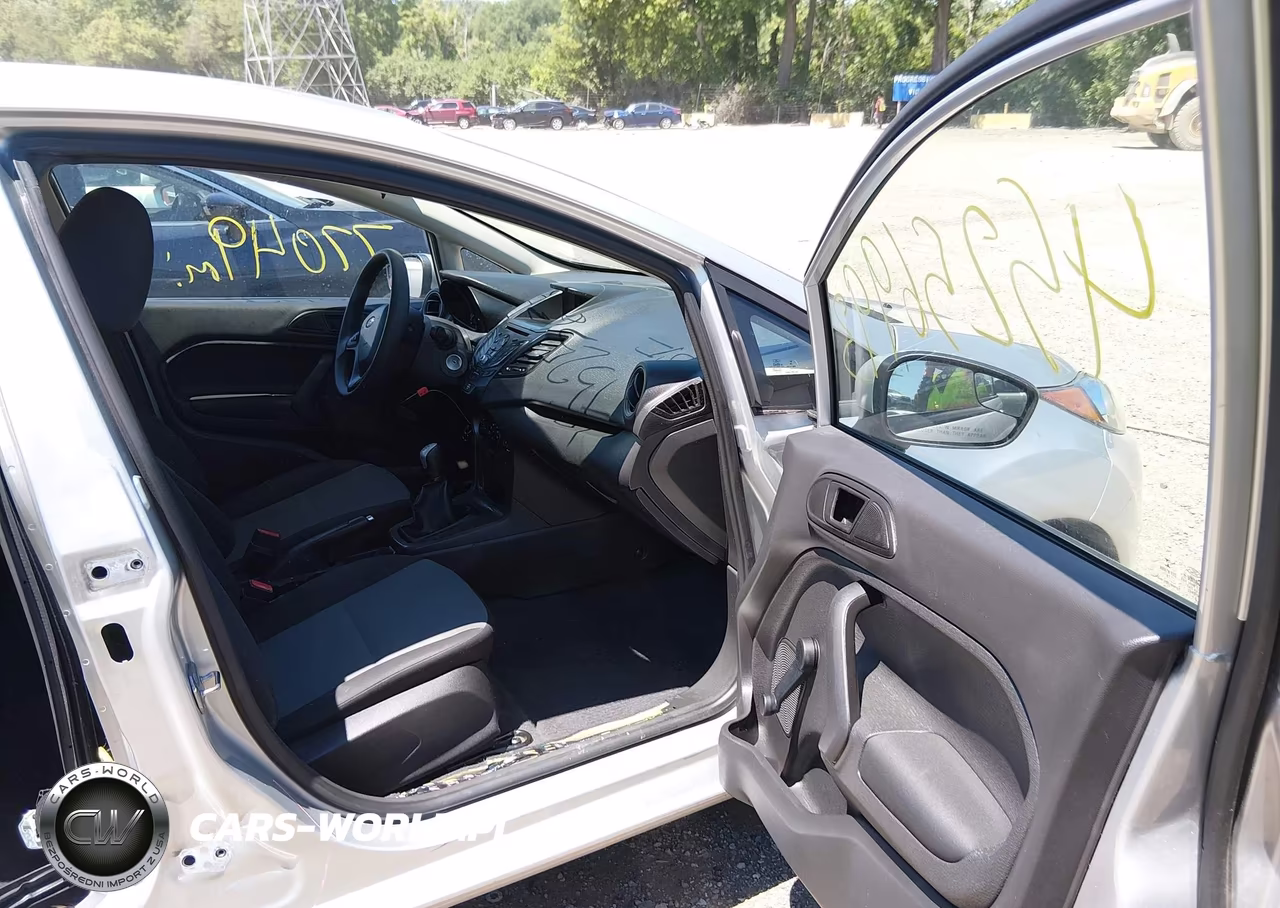 2019 Ford Fiesta S VIN:3FADP4AJ0KM110516 - 5