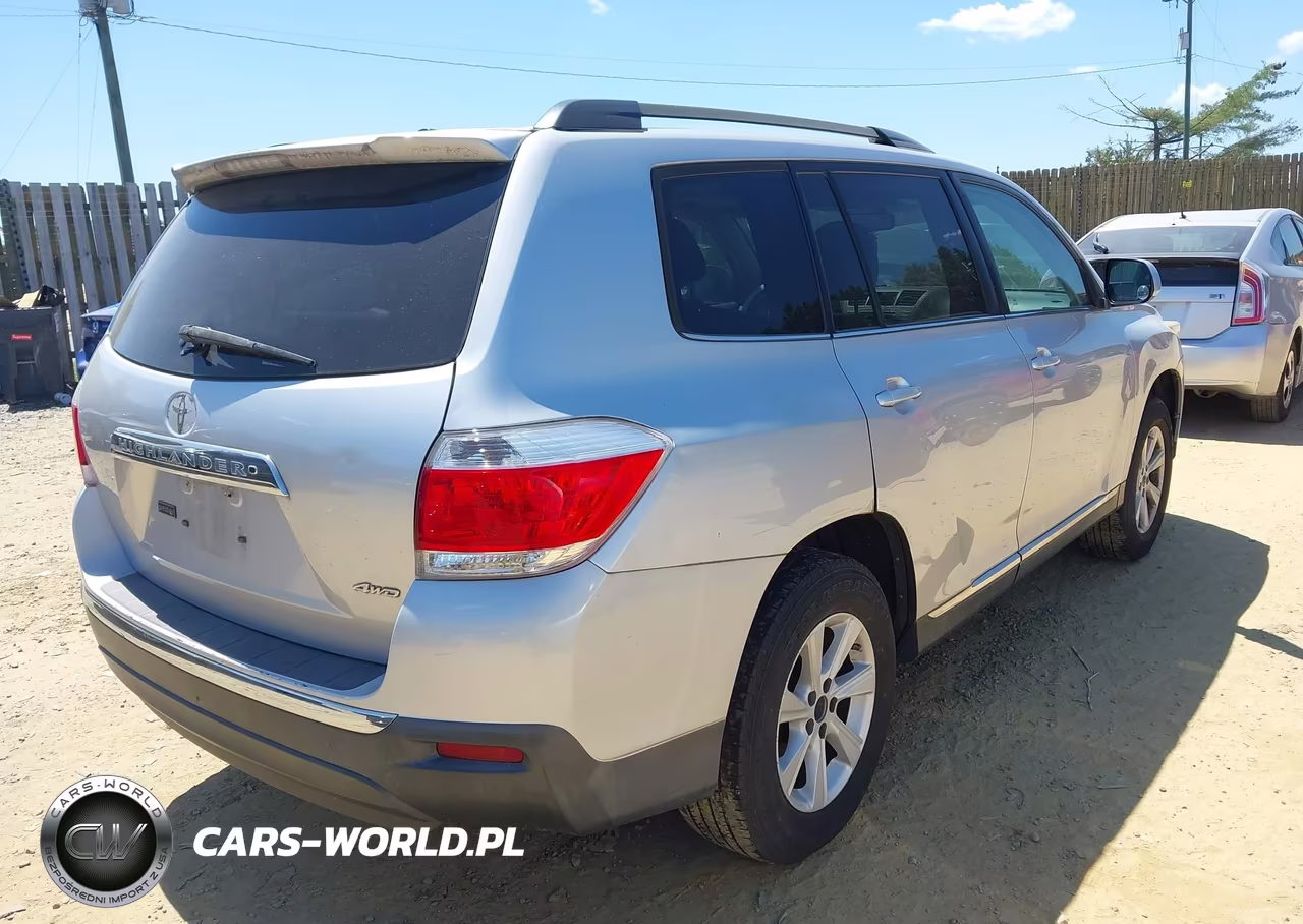 2012 Toyota Highlander Se V6 VIN:5TDBK3EH9CS123414 - 4