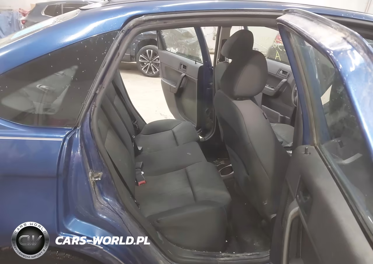 2008 Ford Focus Se-Ses VIN:1FAHP35N28W244073 - 8