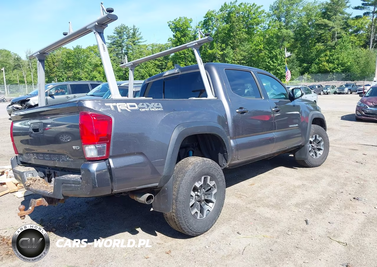 2017 Toyota Tacoma Trd Off Road VIN:5TFCZ5AN5HX085009 - 4