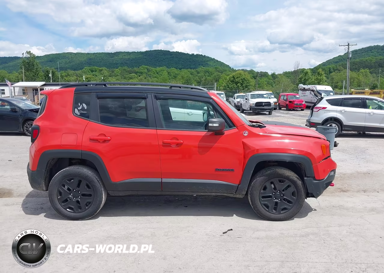 2018 Jeep Renegade Trailhawk 4X4 VIN:ZACCJBCB4JPH94967 - 14