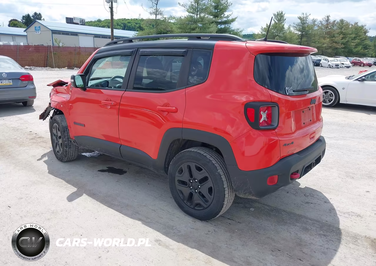 2018 Jeep Renegade Trailhawk 4X4 VIN:ZACCJBCB4JPH94967 - 3
