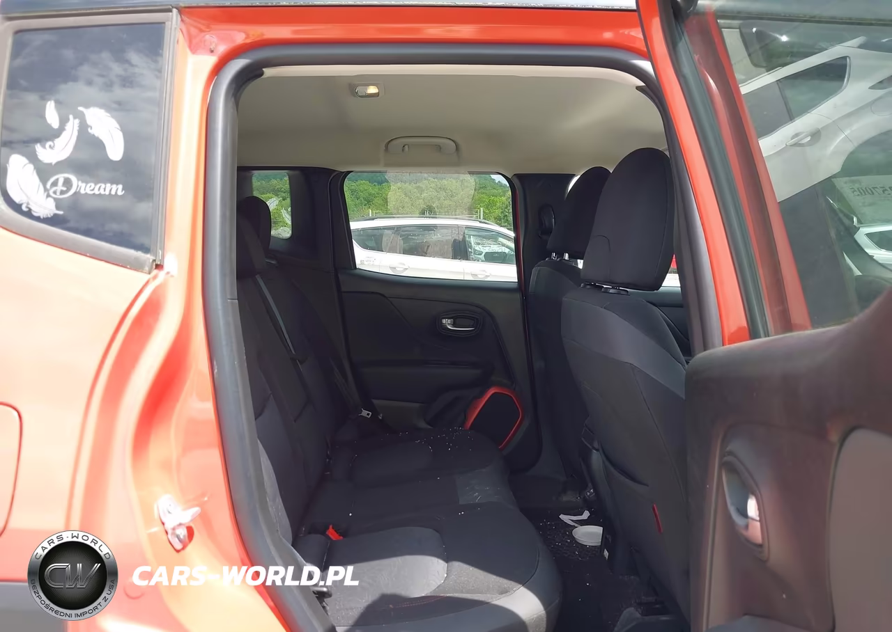2018 Jeep Renegade Trailhawk 4X4 VIN:ZACCJBCB4JPH94967 - 8