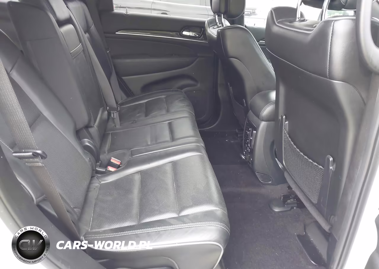 2019 Jeep Grand Cherokee Overland 4X2 VIN:1C4RJECG3KC556654 - 8