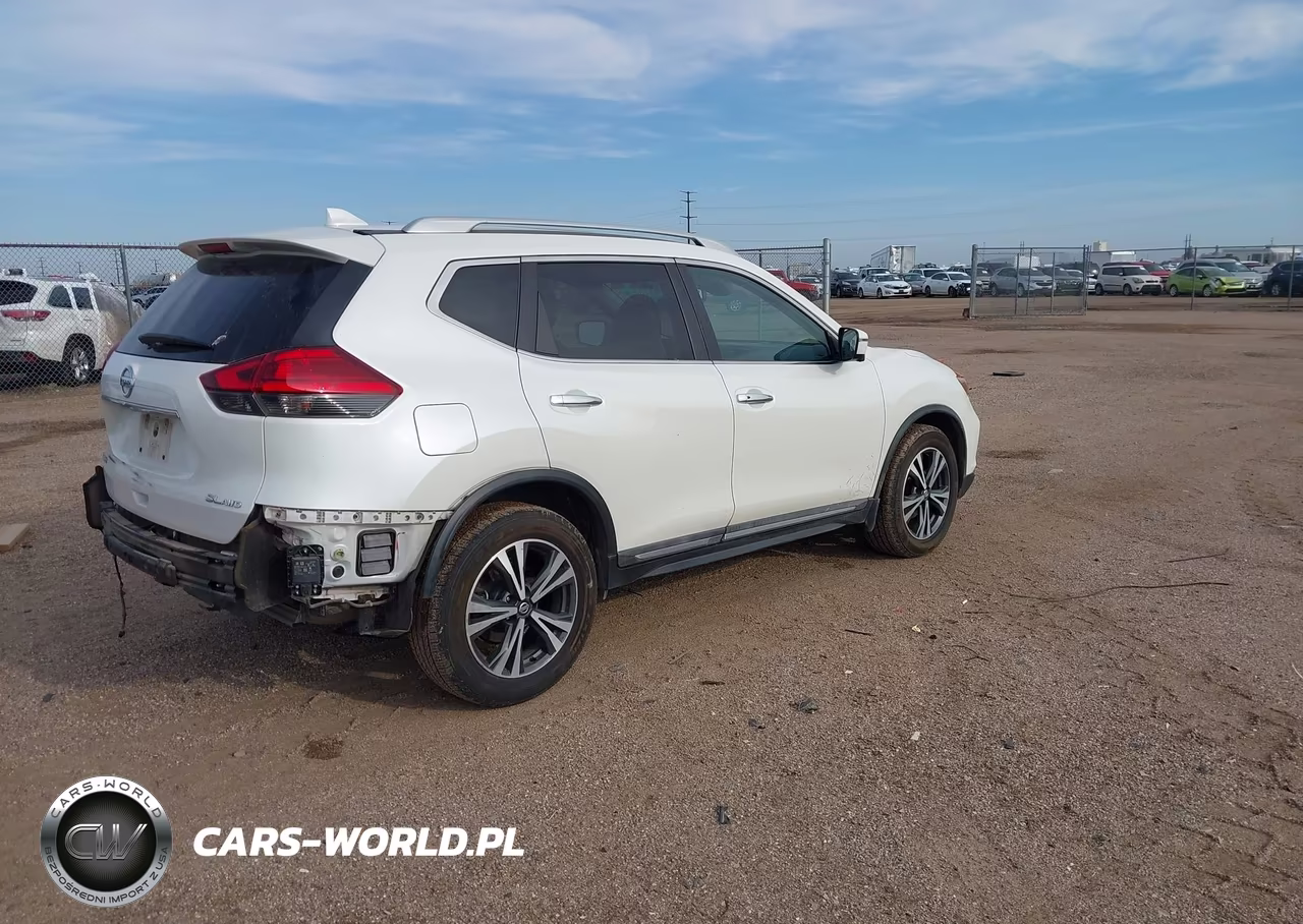 2017 Nissan Rogue Sl VIN:5N1AT2MV7HC869763 - 4