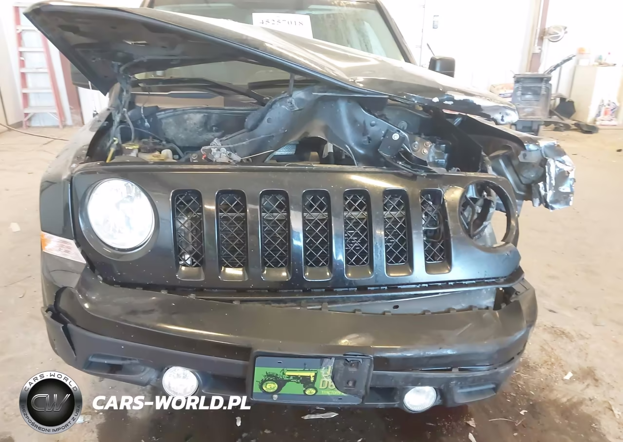 2017 Jeep Patriot Latitude 4X4 VIN:1C4NJRFB9HD174668 - 6