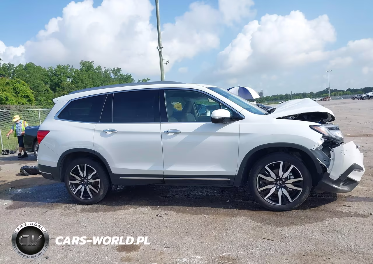 2022 Honda Pilot 2Wd Touring 7 Passenger VIN:5FNYF5H68NB003826 - 13