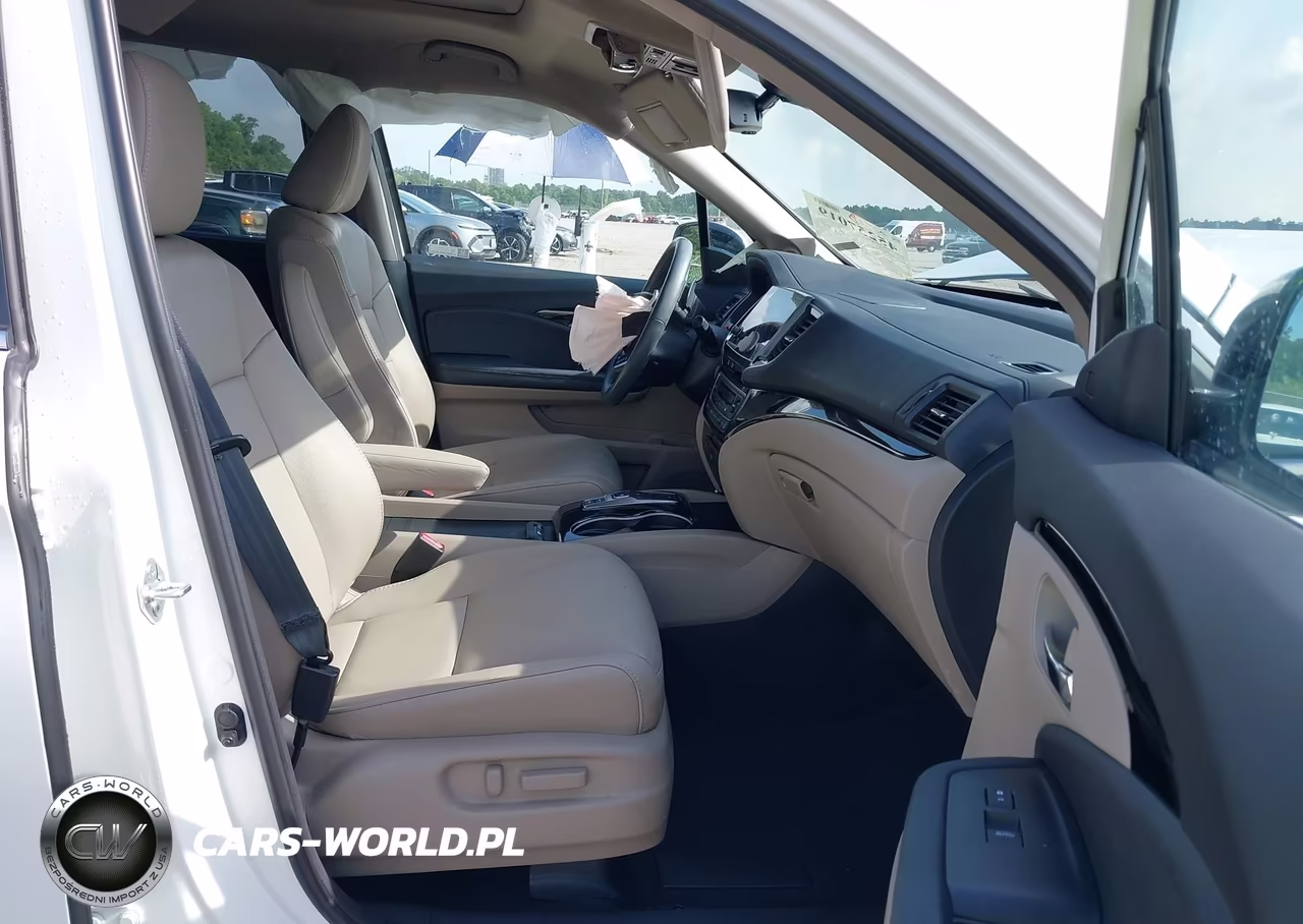 2022 Honda Pilot 2Wd Touring 7 Passenger VIN:5FNYF5H68NB003826 - 5