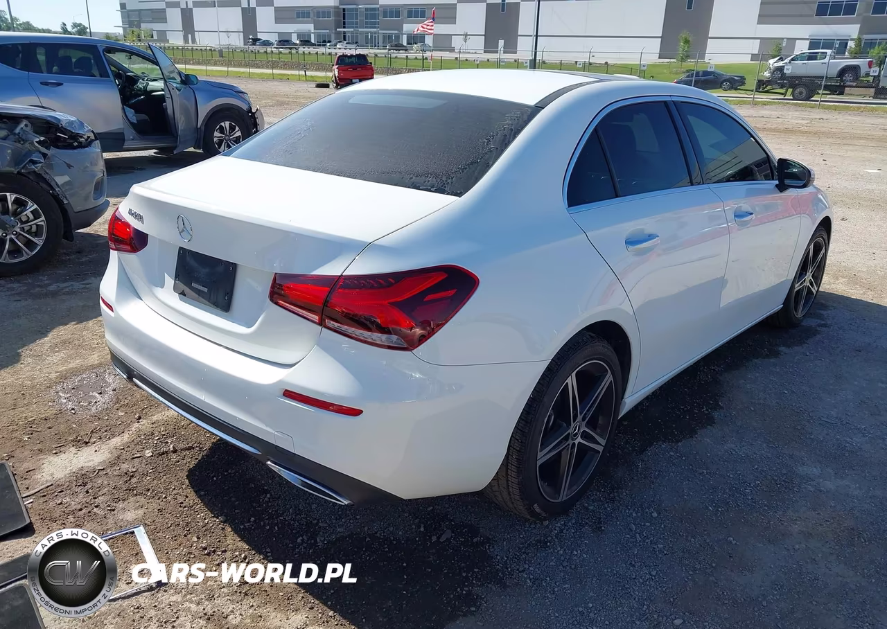 2021 Mercedes-Benz A 220 VIN:W1K3G4EBXMJ296886 - 4