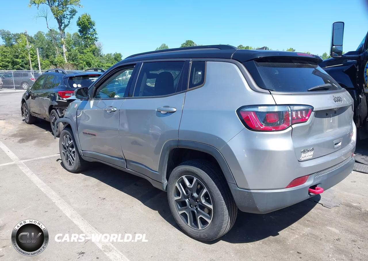 2020 Jeep Compass Trailhawk 4X4 VIN:3C4NJDDB4LT214440 - 3