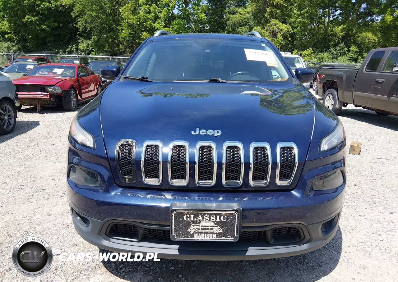 2016 Jeep Cherokee Latitude VIN:1C4PJMCB3GW118292 - 12