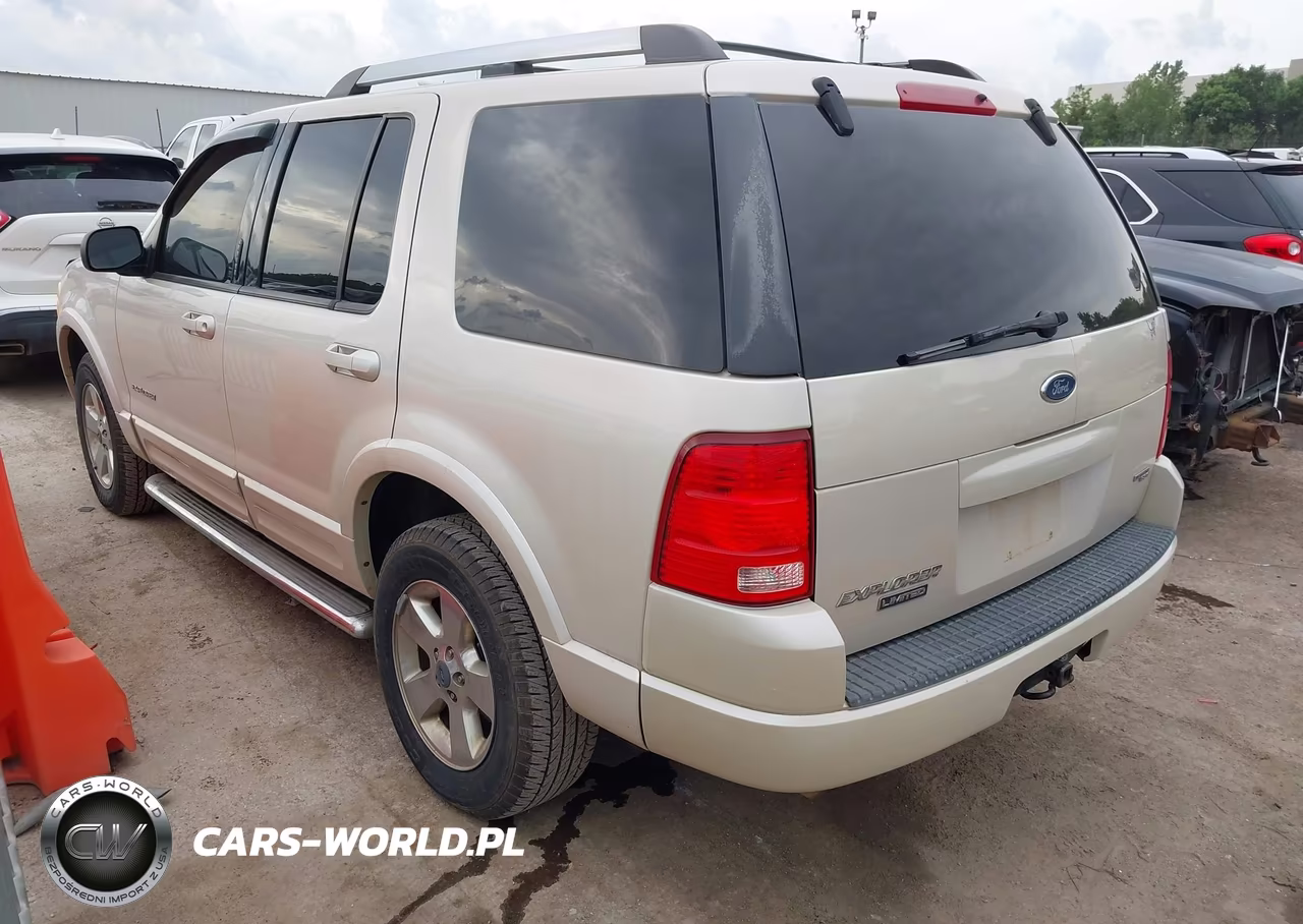 2005 Ford Explorer Limited VIN:1FMDU75E15ZA05323 - 3
