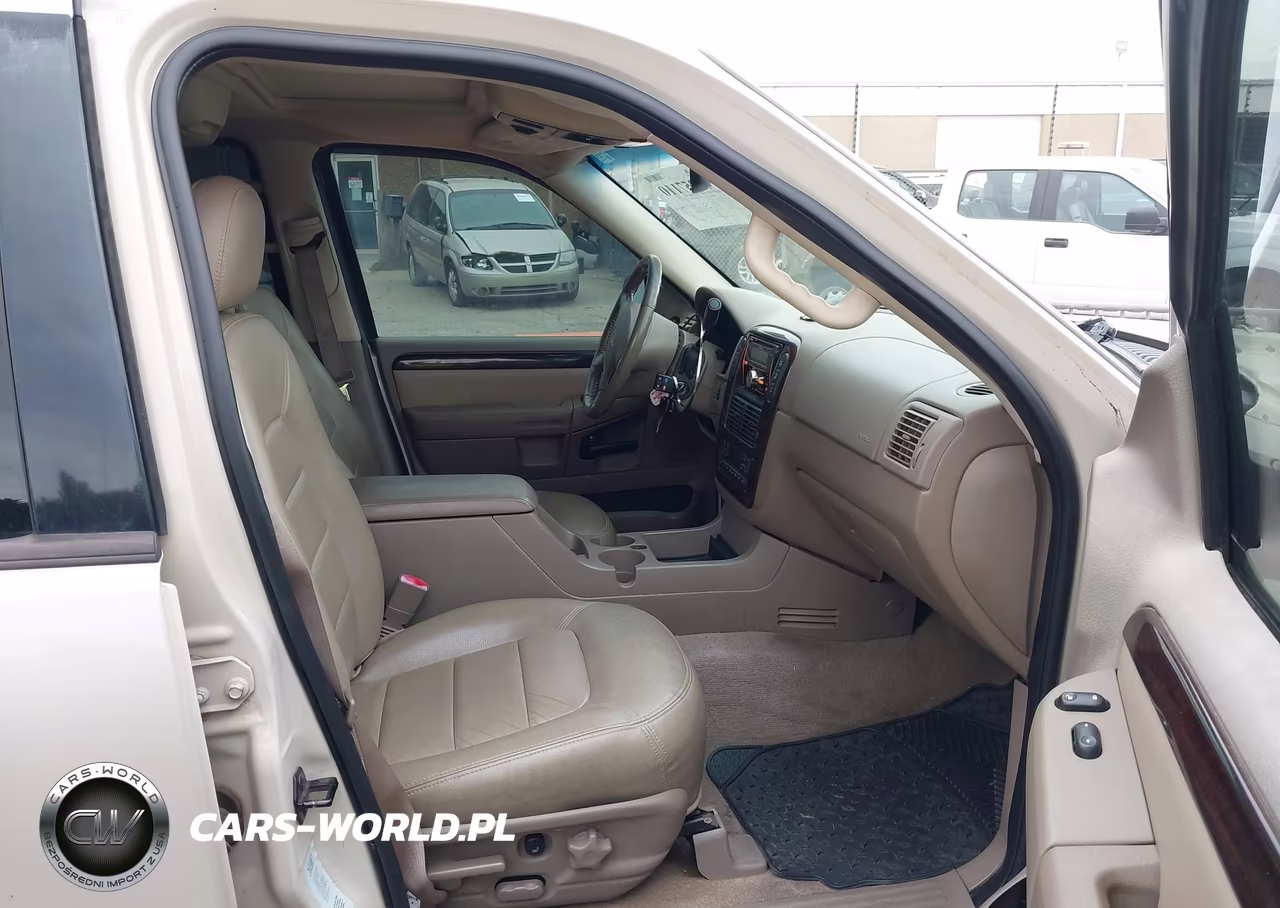 2005 Ford Explorer Limited VIN:1FMDU75E15ZA05323 - 5