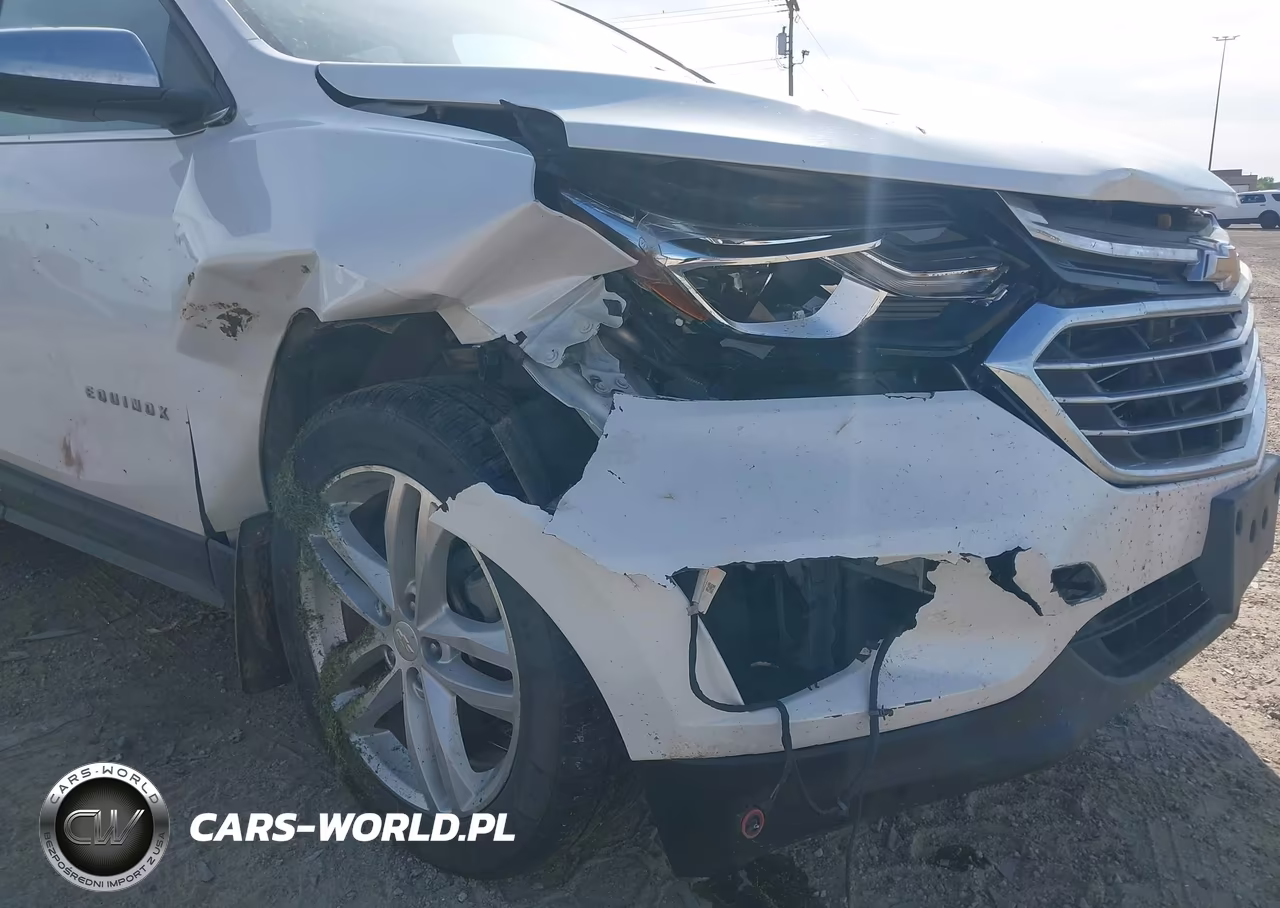 2018 Chevrolet Equinox Premier VIN:2GNAXWEX1J6330075 - 6
