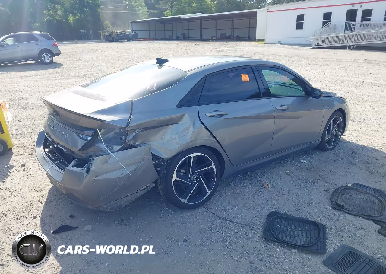 2022 Hyundai Elantra N Line VIN:KMHLR4AF4NU313352 - 4