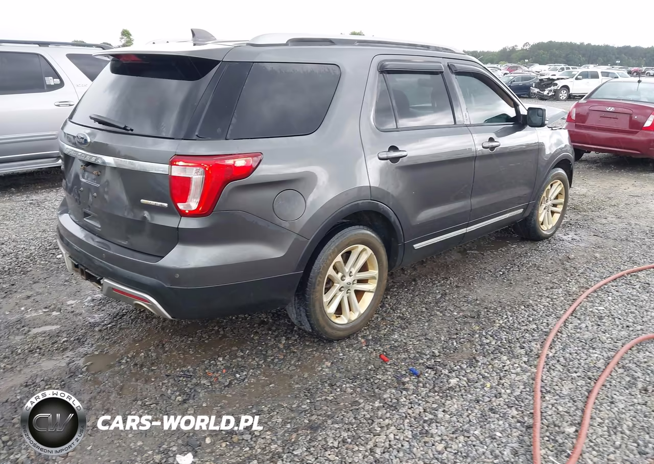 2016 Ford Explorer Xlt VIN:1FM5K7D89GGB31112 - 4