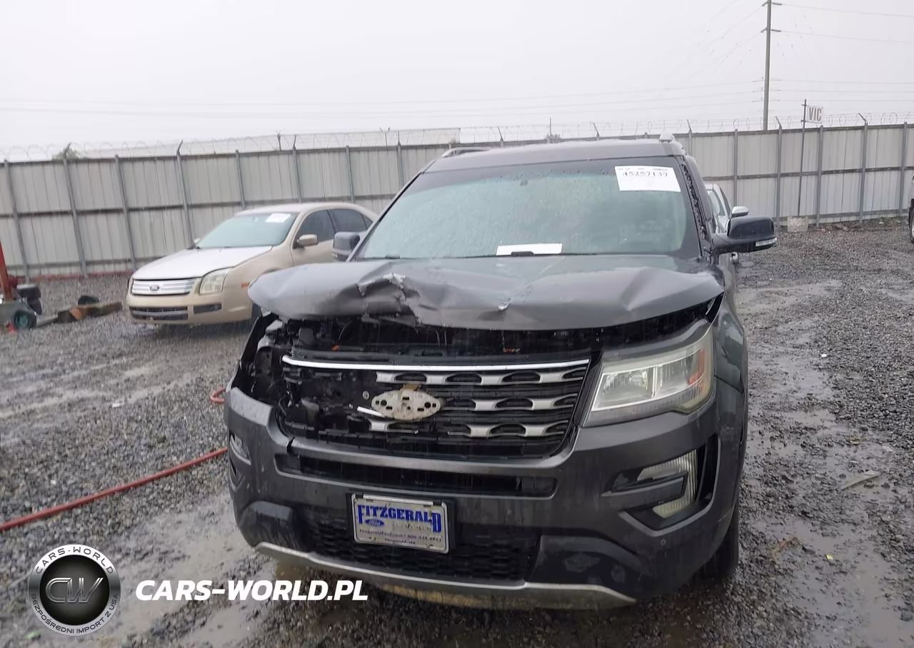 2016 Ford Explorer Xlt VIN:1FM5K7D89GGB31112 - 6