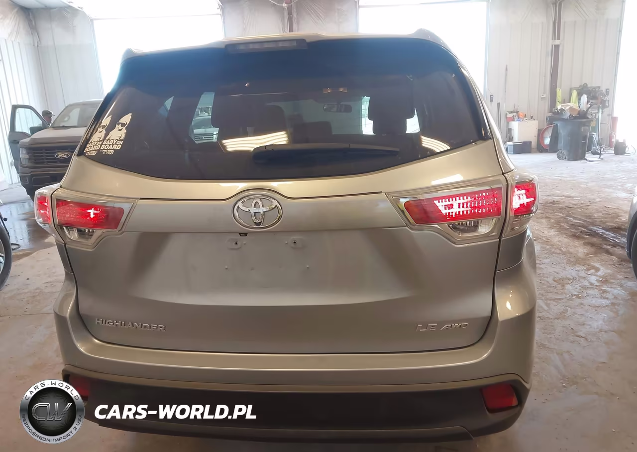 2014 Toyota Highlander Le V6 VIN:5TDBKRFH4ES051803 - 16
