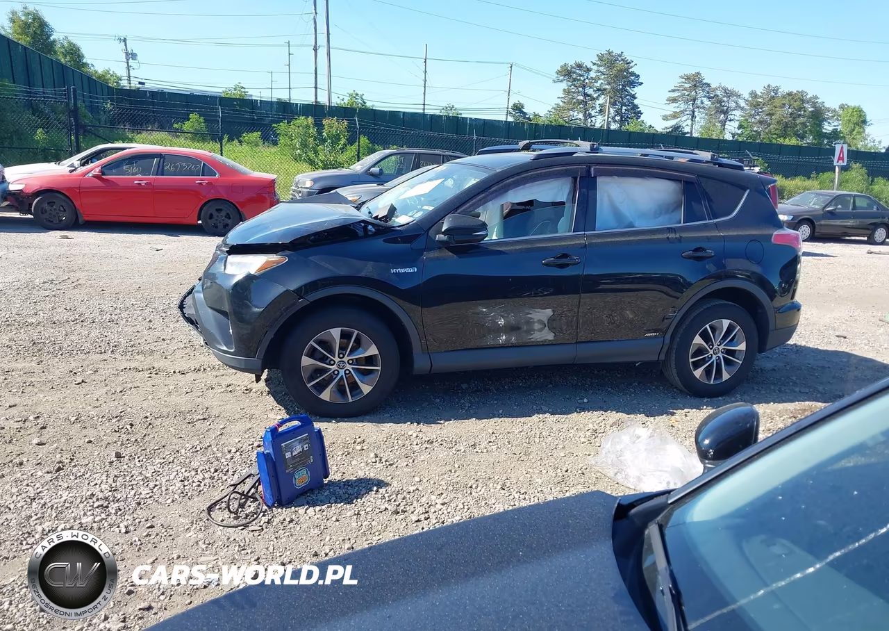 2018 Toyota Rav4 Hybrid Xle VIN:JTMRJREV2JD247995 - 14