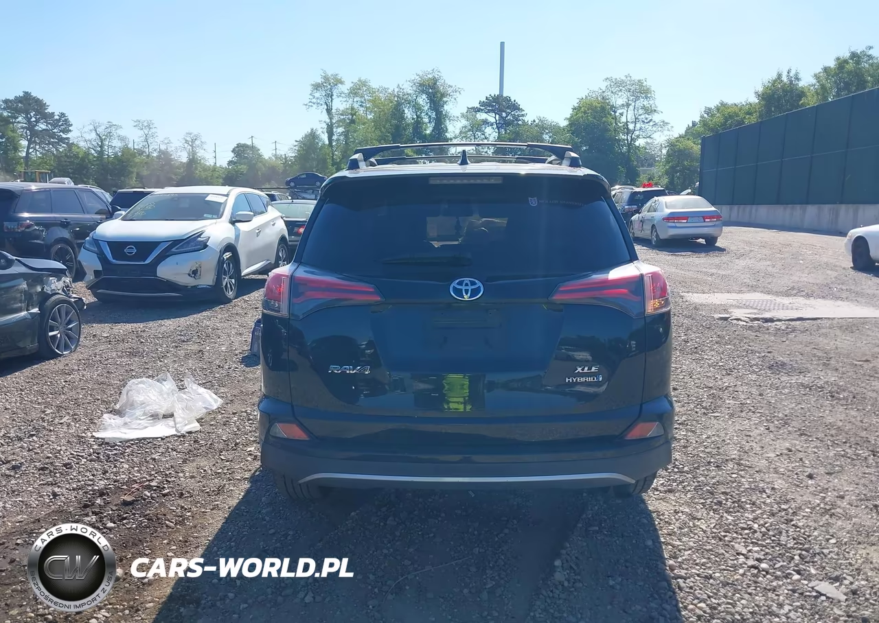 2018 Toyota Rav4 Hybrid Xle VIN:JTMRJREV2JD247995 - 16