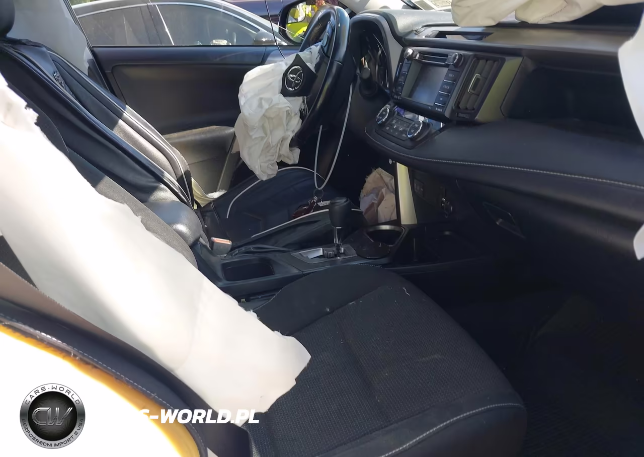 2018 Toyota Rav4 Hybrid Xle VIN:JTMRJREV2JD247995 - 5