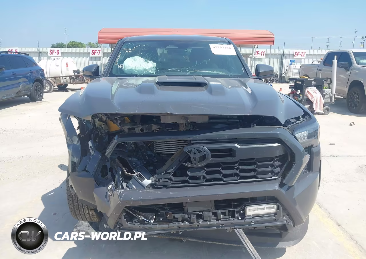 2025 Toyota Tacoma Trd Sport VIN:3TMKB5FN4SM024711 - 12
