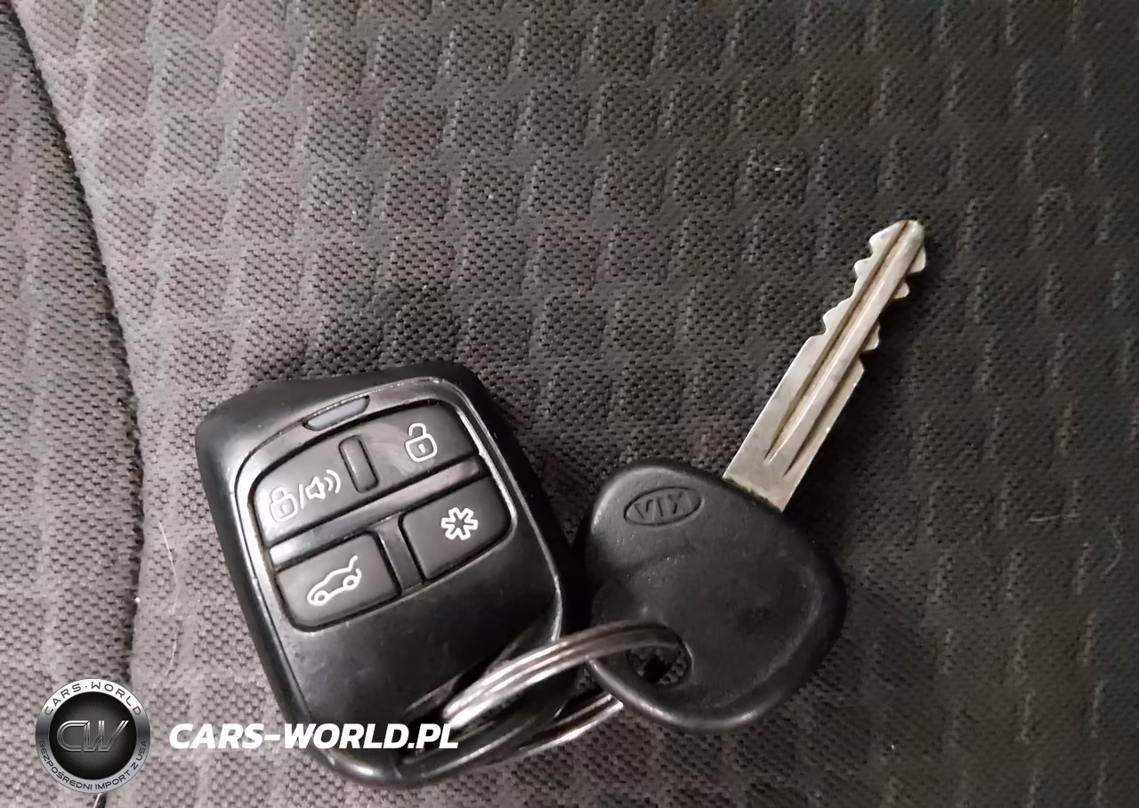 2012 Kia Soul VIN:KNDJT2A50C7412660 - 11