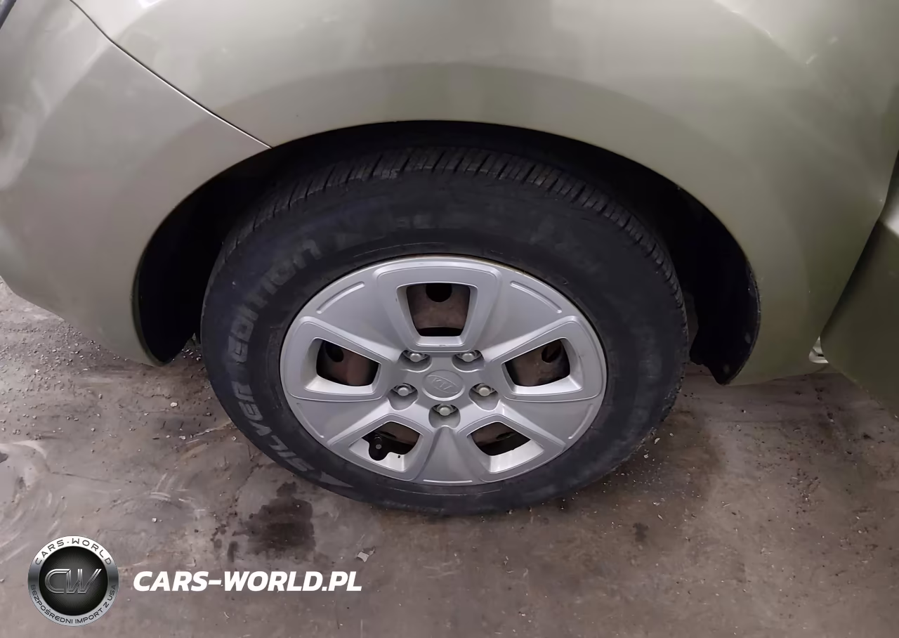 2012 Kia Soul VIN:KNDJT2A50C7412660 - 12