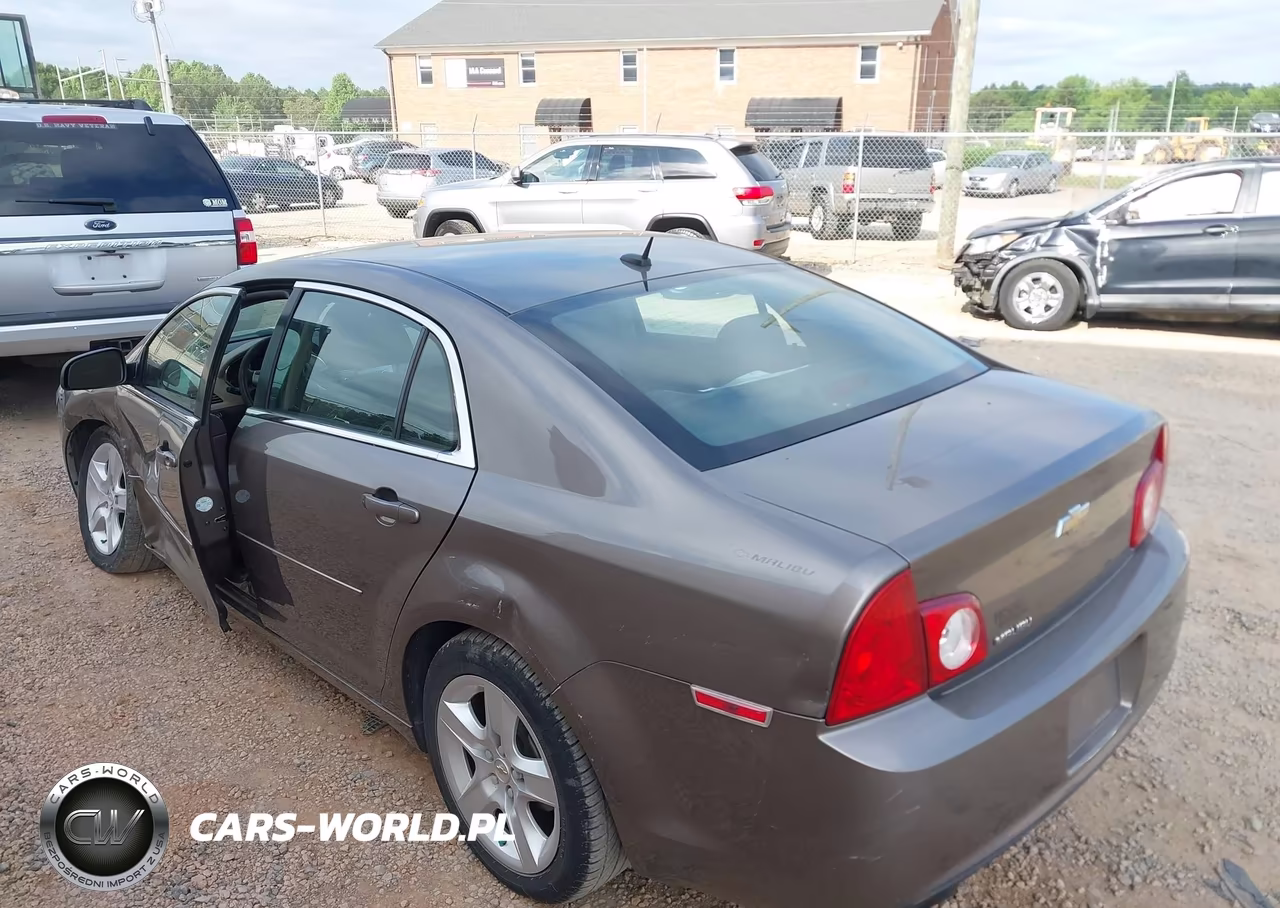 2011 Chevrolet Malibu Ls VIN:1G1ZB5E11BF209532 - 3