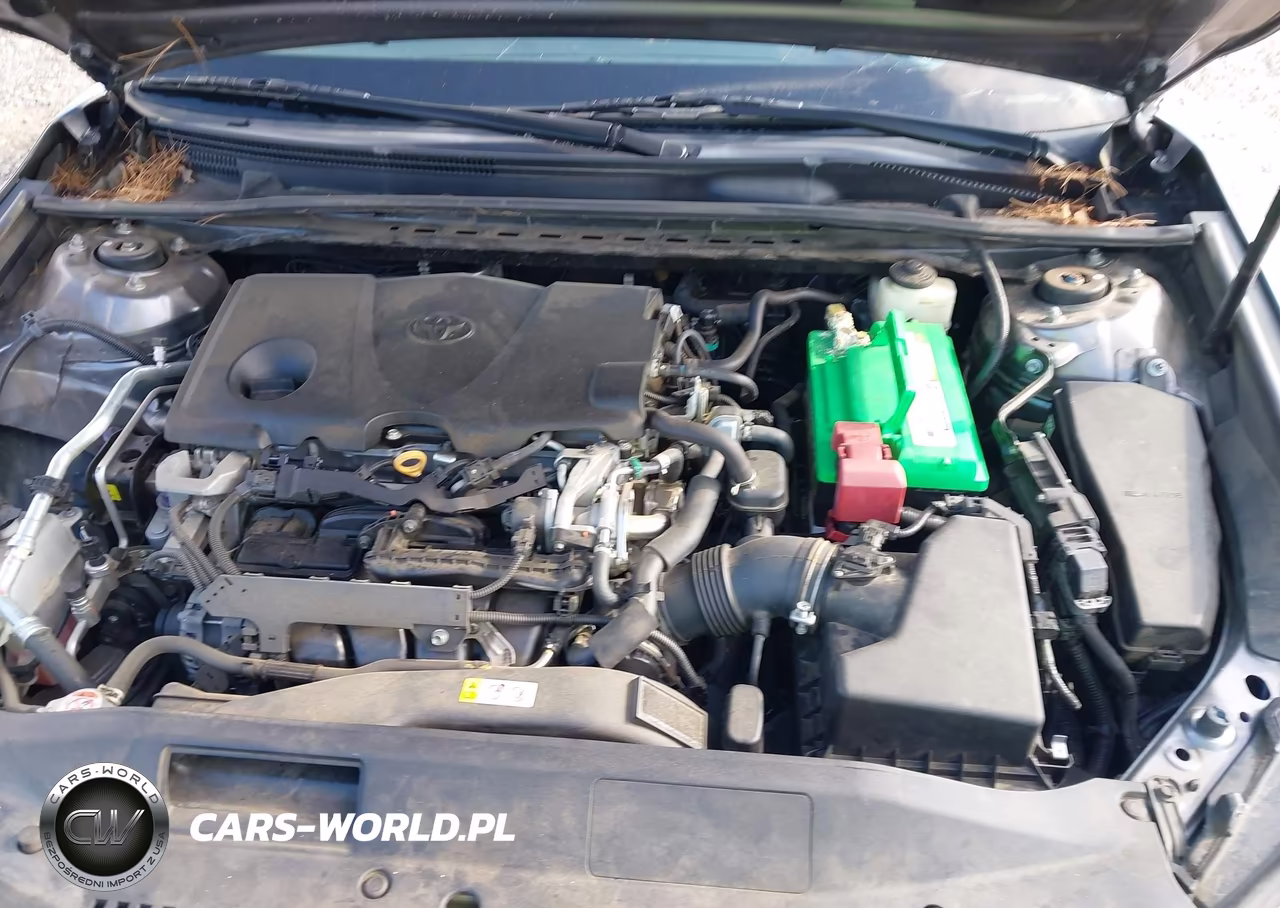 2018 Toyota Camry Le VIN:4T1B11HK3JU504646 - 10