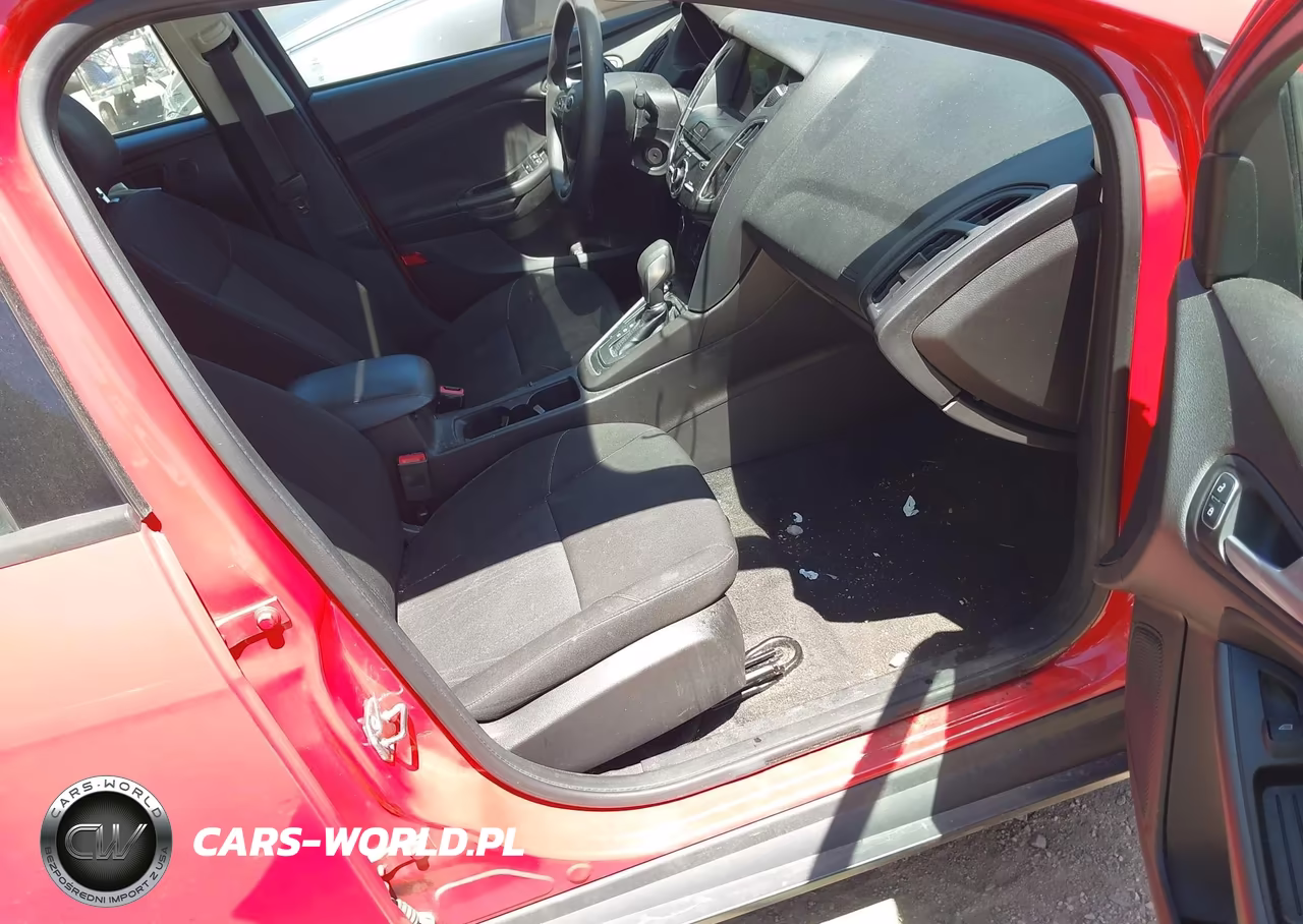 2017 Ford Focus Sel VIN:1FADP3H29HL279971 - 5