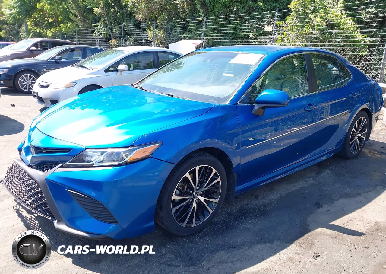 2018 Toyota Camry Se VIN:4T1B11HK0JU086935 - 2