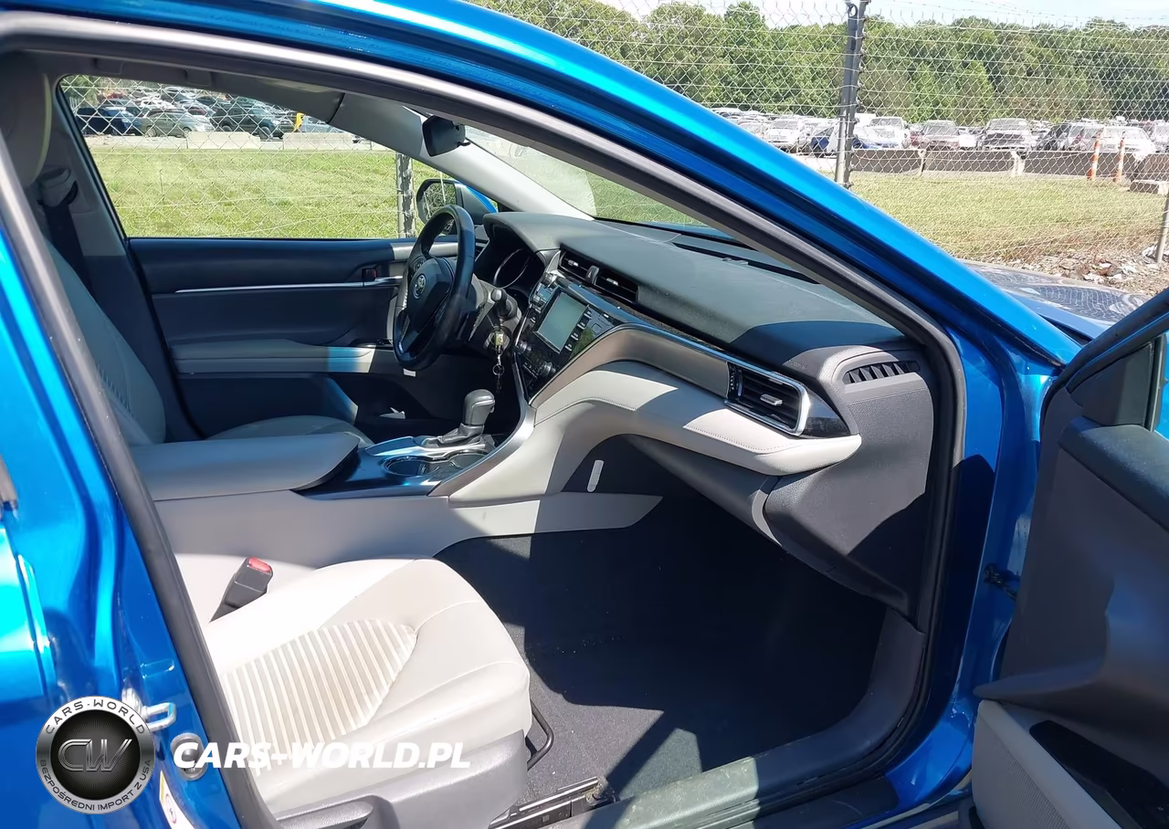 2018 Toyota Camry Se VIN:4T1B11HK0JU086935 - 5