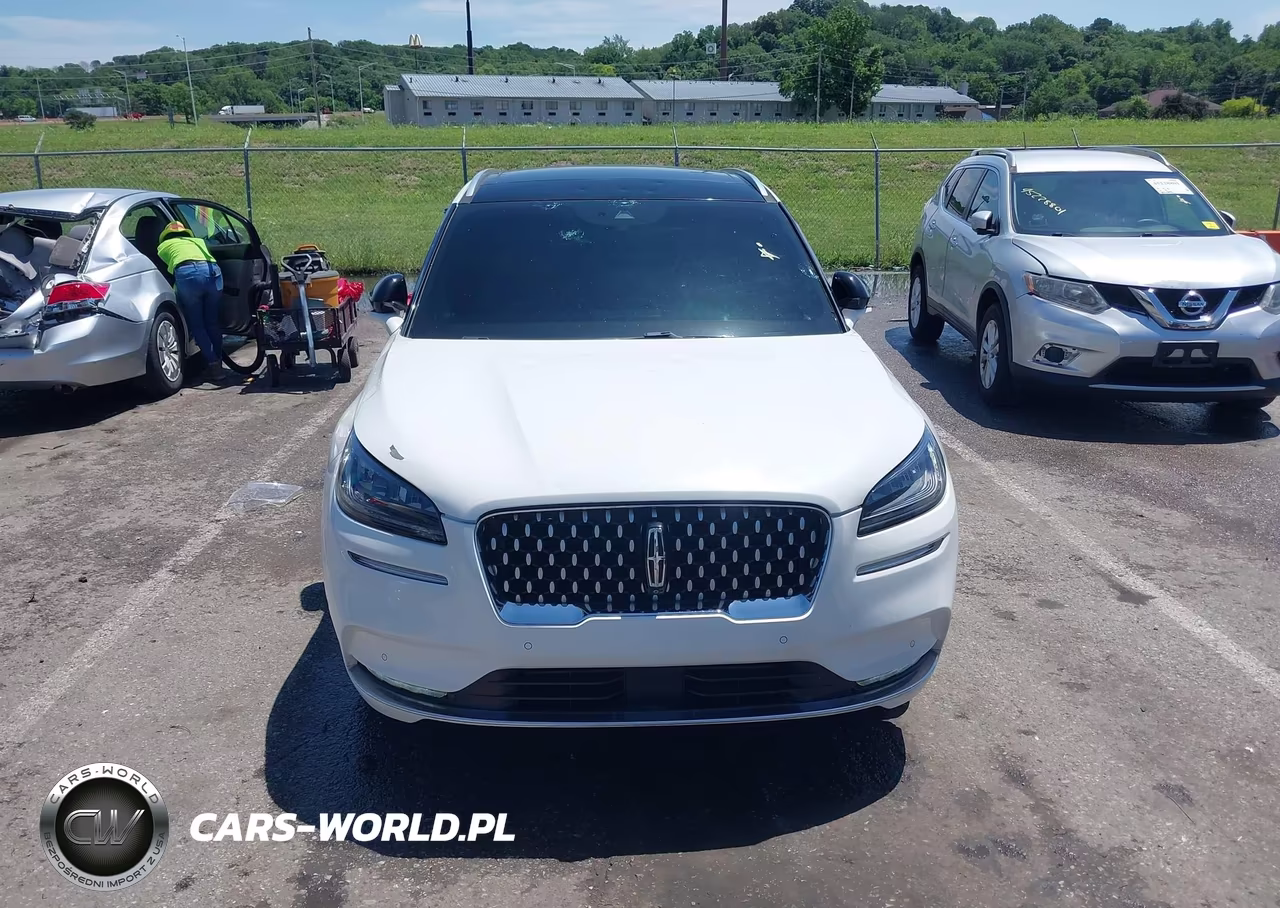 2020 Lincoln Corsair Reserve VIN:5LMCJ2C92LUL10205 - 12