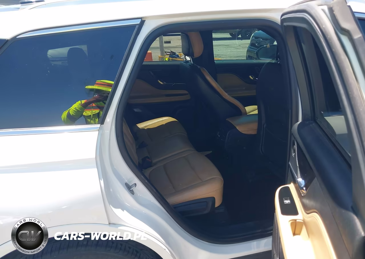 2020 Lincoln Corsair Reserve VIN:5LMCJ2C92LUL10205 - 8