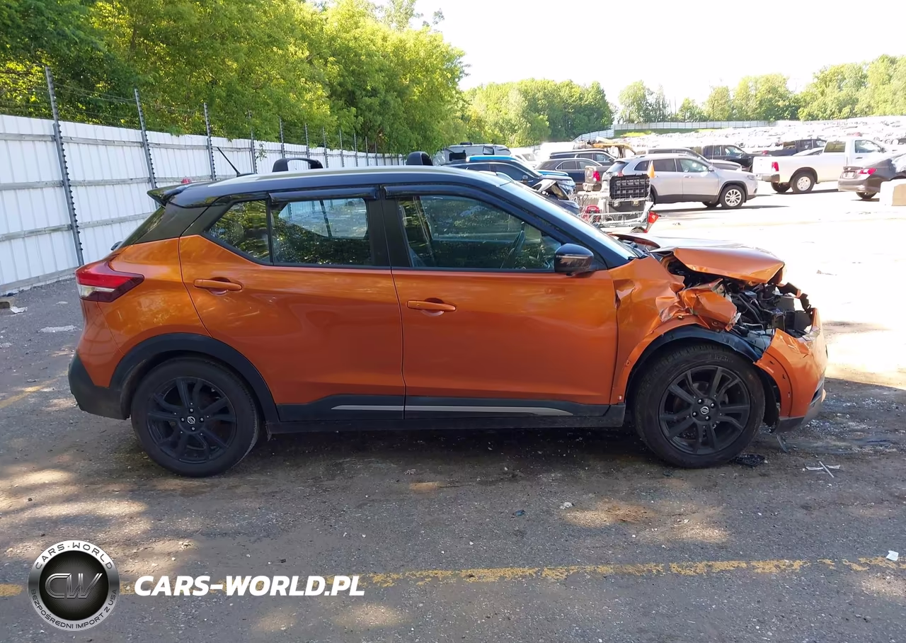 2020 Nissan Kicks Sr Xtronic Cvt VIN:3N1CP5DV3LL493100 - 13