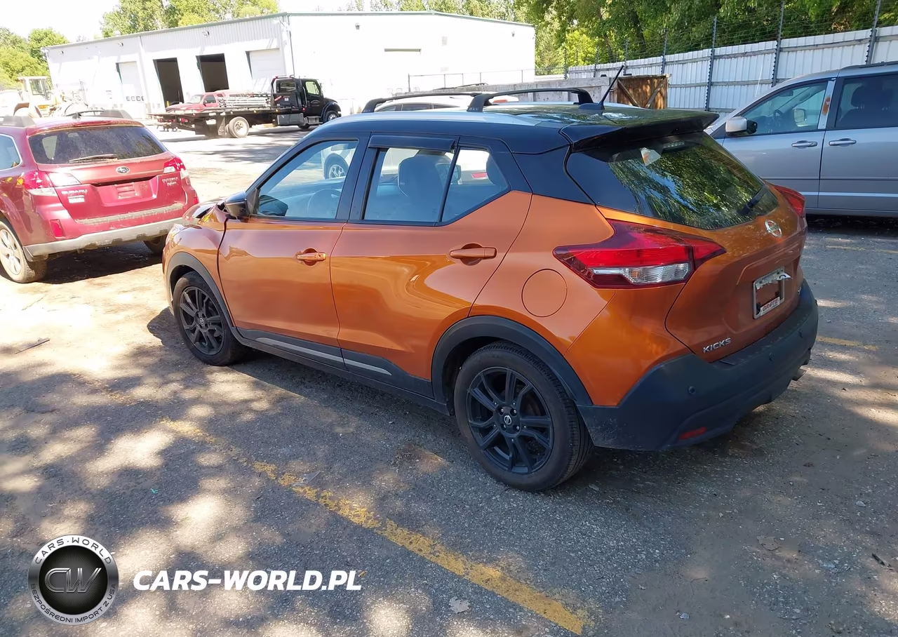 2020 Nissan Kicks Sr Xtronic Cvt VIN:3N1CP5DV3LL493100 - 3