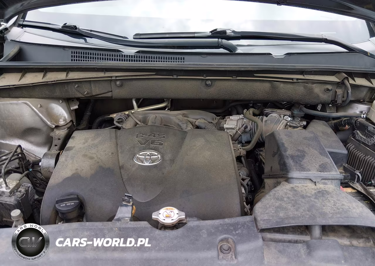 2018 Toyota Highlander Xle VIN:5TDJZRFHXJS561932 - 10
