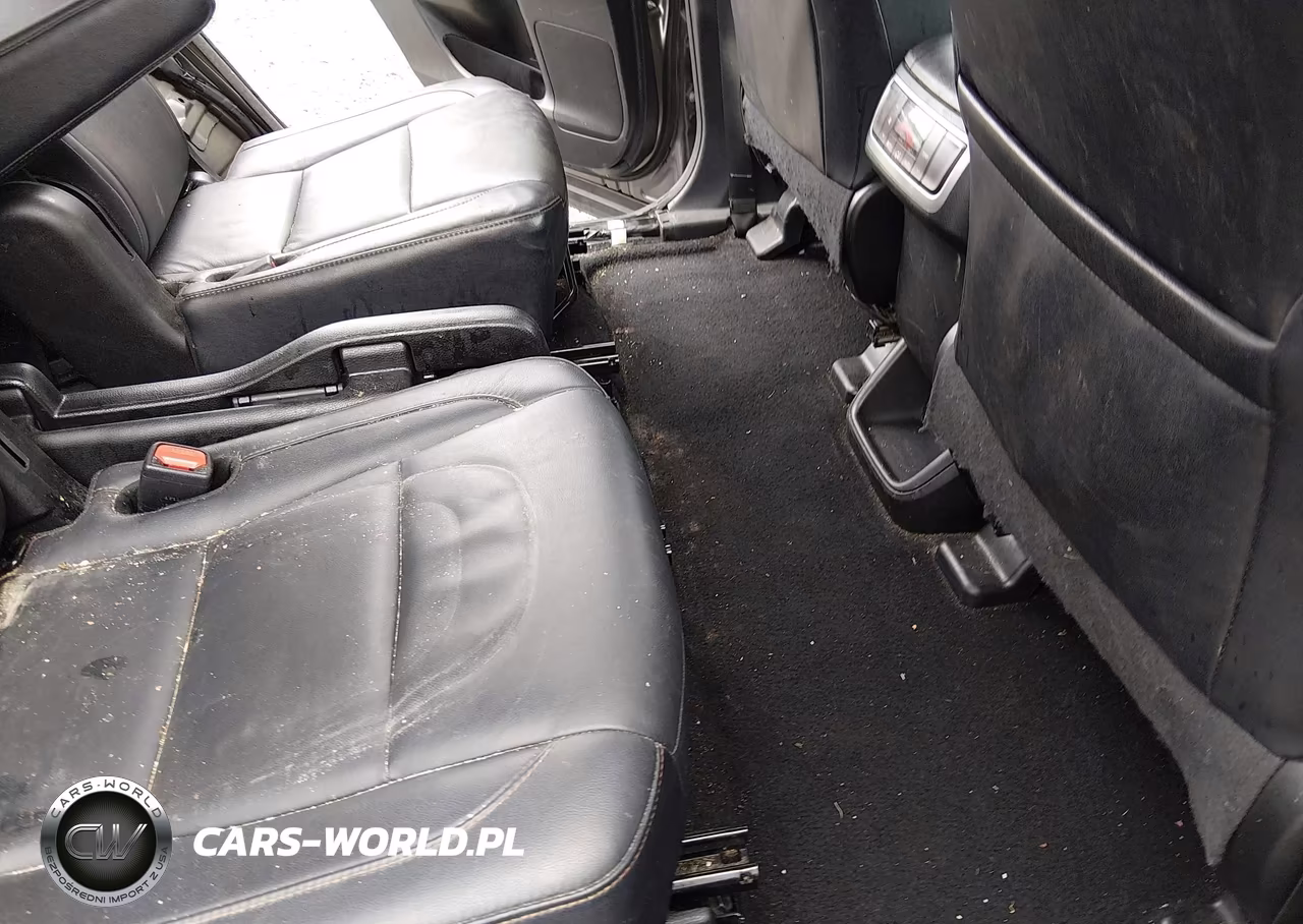 2018 Toyota Highlander Xle VIN:5TDJZRFHXJS561932 - 8