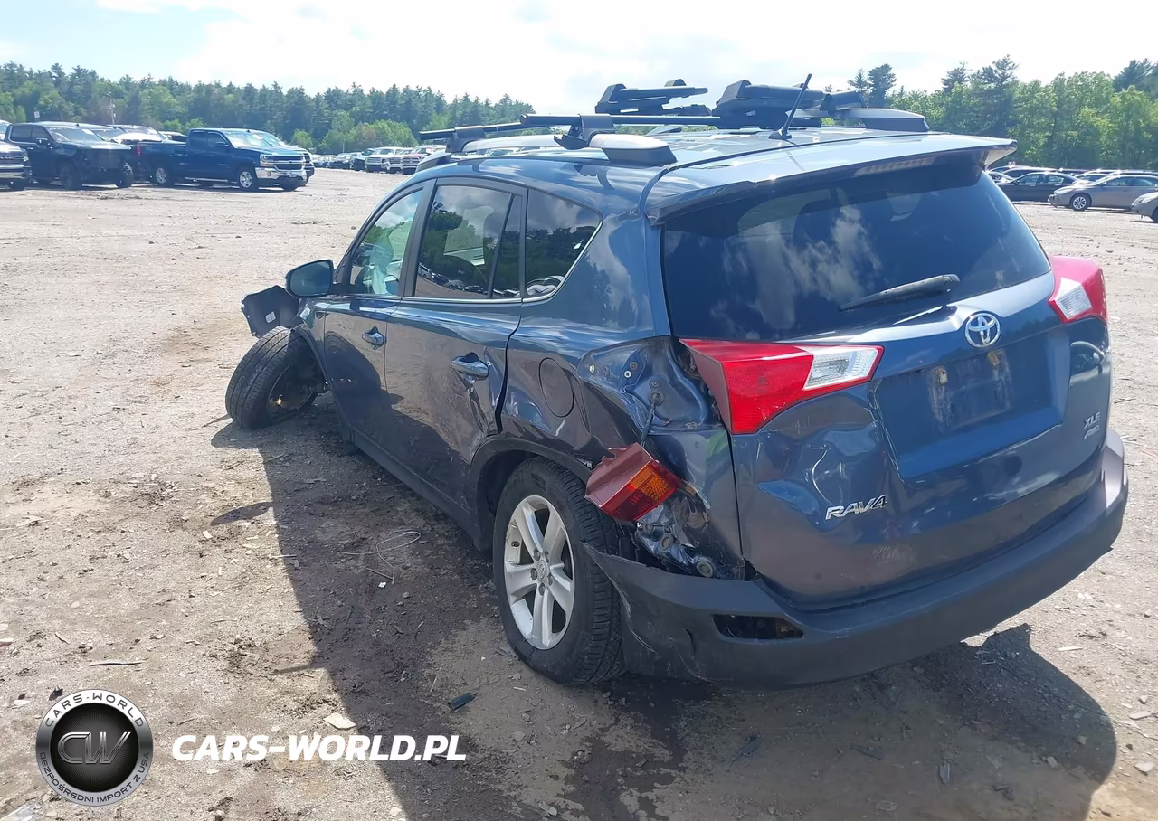 2013 Toyota Rav4 Xle VIN:2T3RFREV4DW107911 - 3