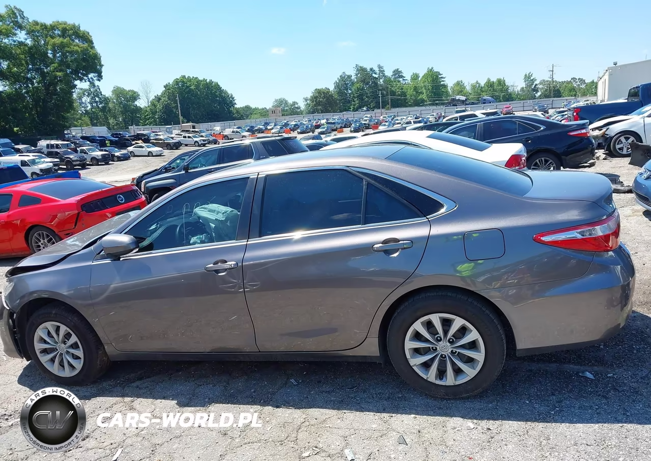 2017 Toyota Camry Le VIN:4T1BF1FK4HU448375 - 14