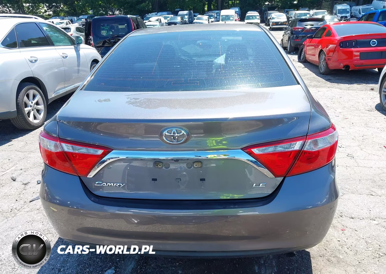 2017 Toyota Camry Le VIN:4T1BF1FK4HU448375 - 16