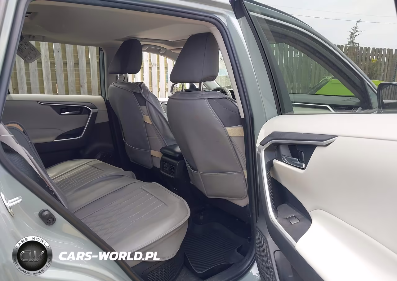 2021 Toyota Rav4 Hybrid Xle VIN:4T3RWRFV6MU024298 - 8